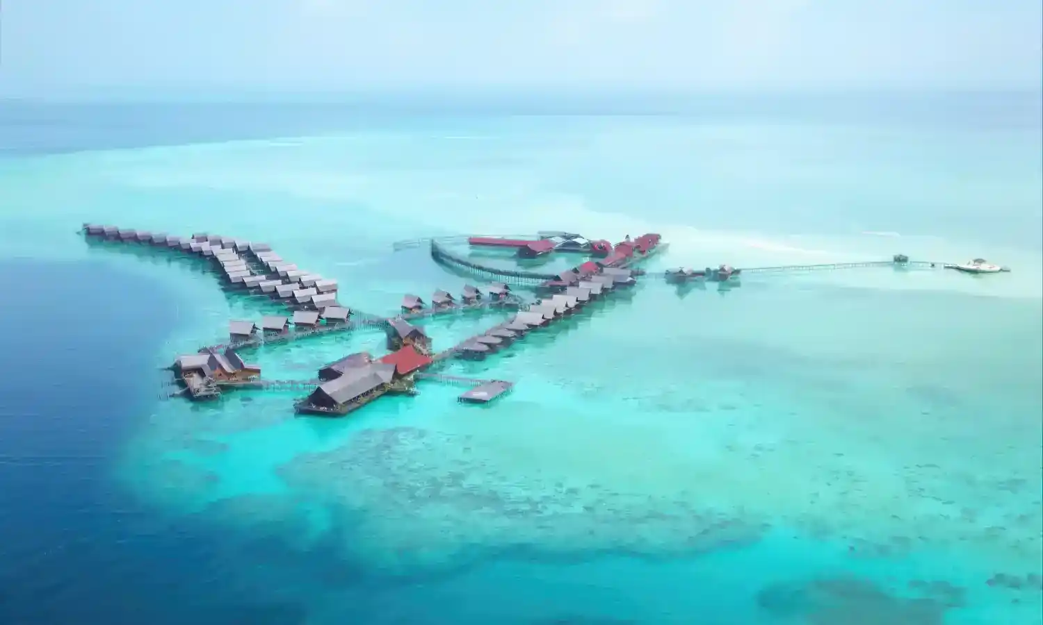 Sipadan-Kapalai Dive Resort, aerial view